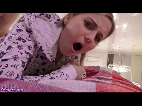 ❤️ Seksikas ema neelab ja pregistyle seks - sperma lähedalt üles ❌ Anaal video at us ☑